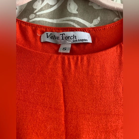 Fitted Dress in Stretchy Material - NWOT - Picture 3 of 6